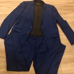 COPY - Zara Dark Navy Suit w Dark Buttons